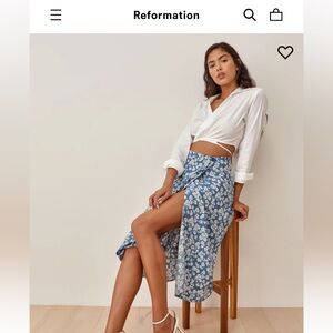 Reformation Wrap Midi Skirt Blue Floral Size 6 S/M